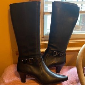 Ak Anne Klein hi buckle boot